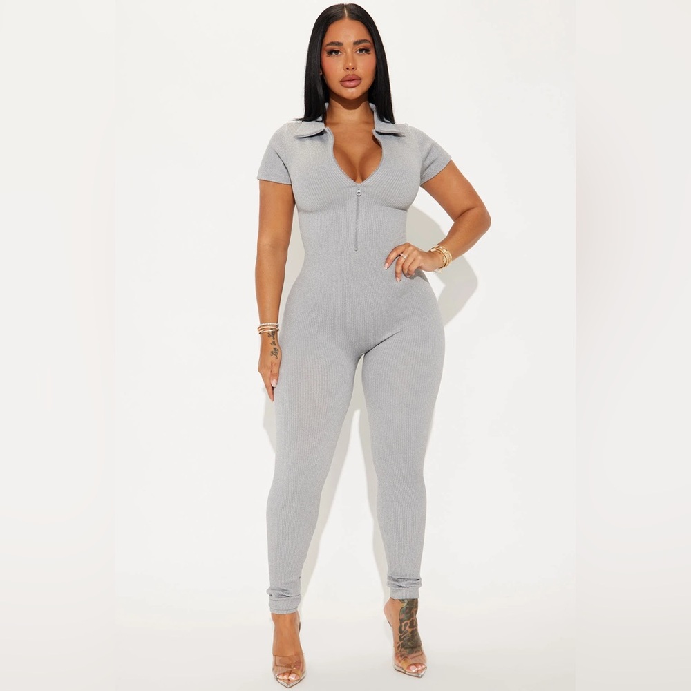 Lightweight Ribbed Jumpsuit